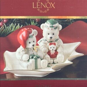 Lenox Holiday. Bear Salt & Pepper set with tray. New. Old stock